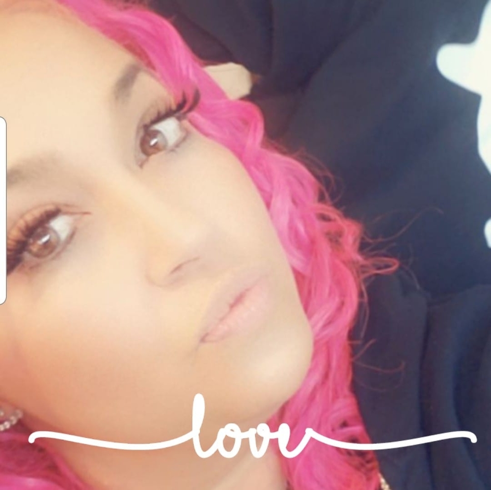 Meet your Posher, Cece